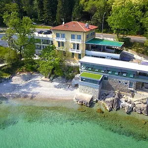 Boutique Mali Raj **** Opatija